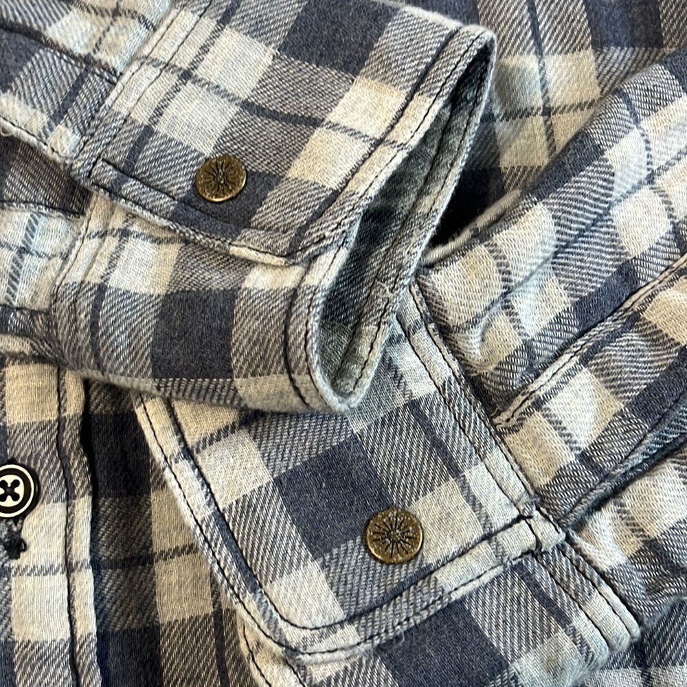 Faherty Reversible Plaid Button Down Size M - image 5